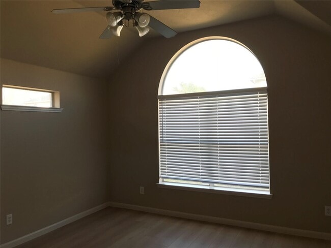 Building Photo - 13910 Fraser Lake Ln