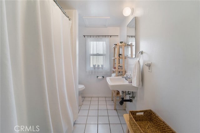 Building Photo - 1163 Glenneyre St