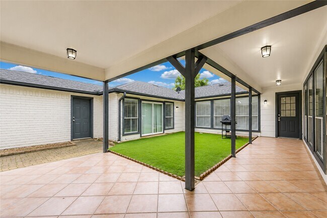 Building Photo - 8107 Durklyn Ln