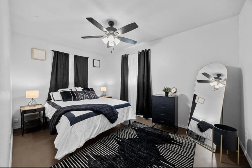 Building Photo - 14811 Foy Dr