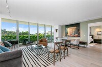 Building Photo - 360 Ocean Dr