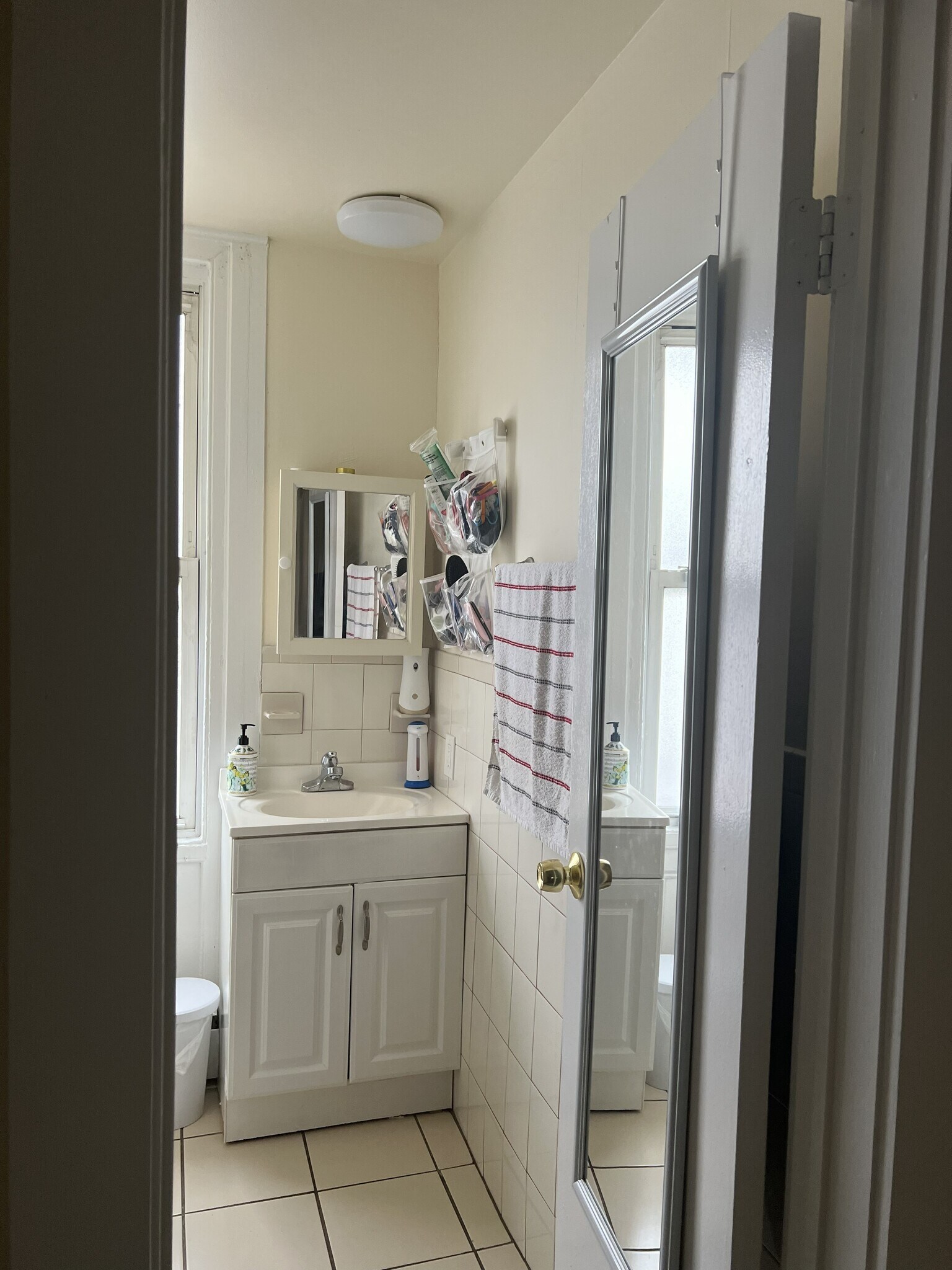 Building Photo - 52 Marlborough Ave