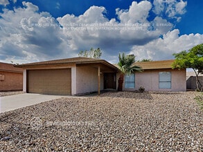 Building Photo - 5608 W Cortez St