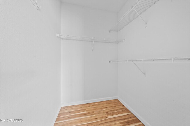 Building Photo - 200 Talus Way