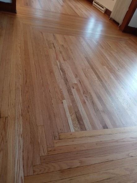 Building Photo - 1210 Erie St