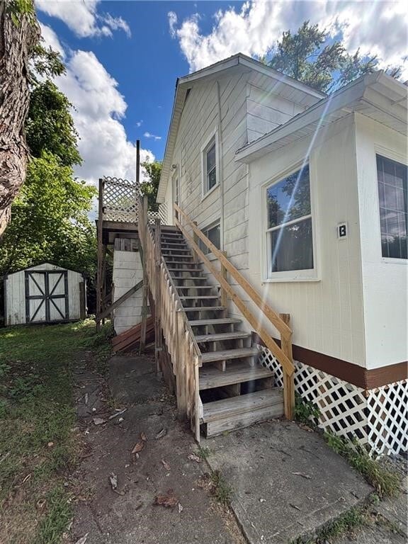 Building Photo - 759 Carpenter St