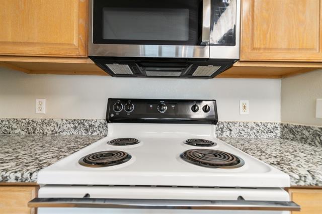 Building Photo - 2240 Northway