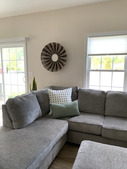 Living Room Sectional couch - 239 Louise Ln