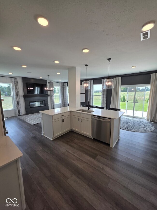 Building Photo - 10715 Mangrove Dr
