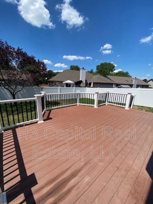 Building Photo - 111 Marmont Ct