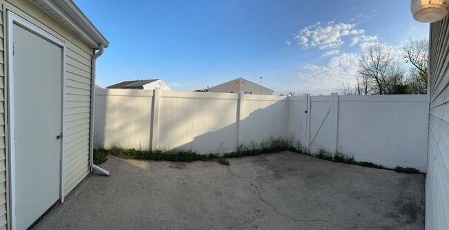 Building Photo - 3 Bed 1 Bath Home in Sicklerville