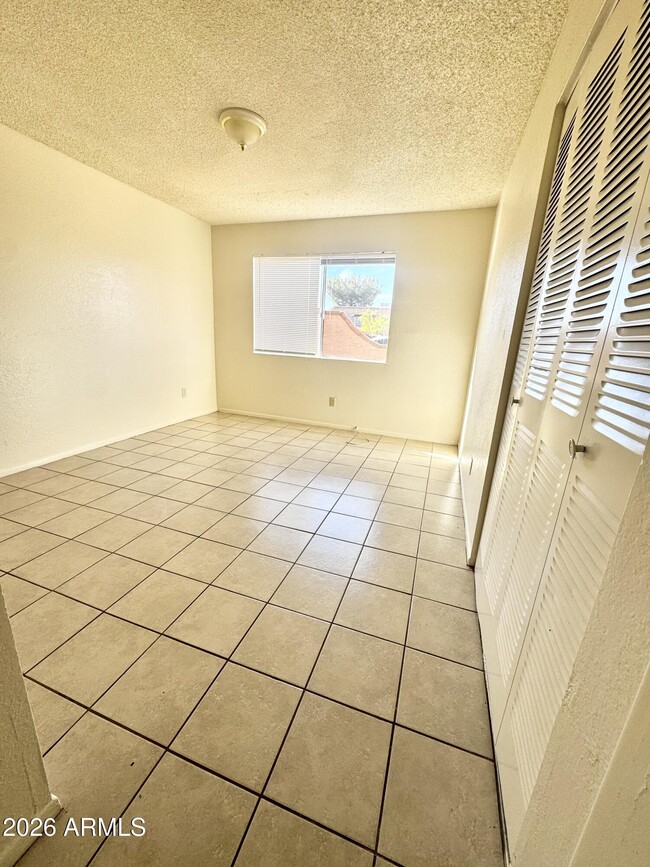 Building Photo - 615 S 3rd St