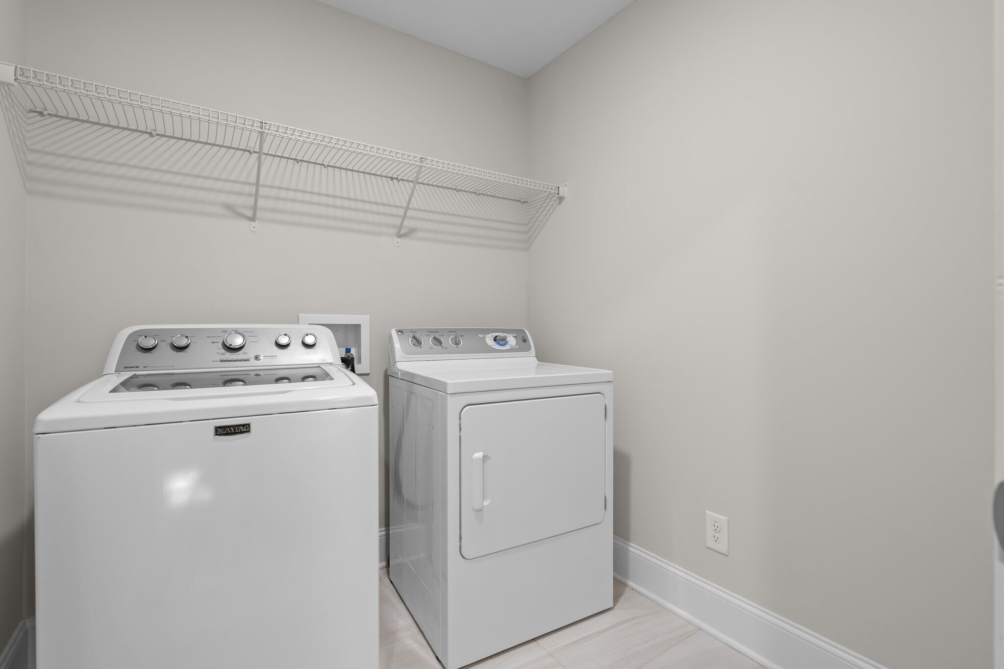 Building Photo - 830 Winston Pines Dr