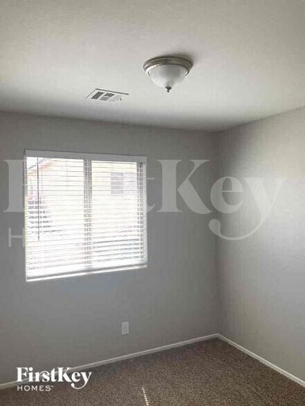 Building Photo - 5412 Mercury Springs Dr