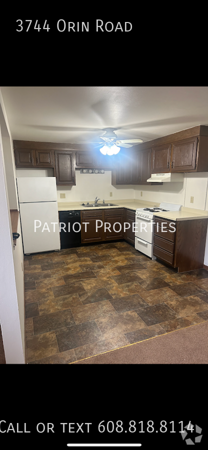 Building Photo - 1 bed/1 bath plus den in Madison, WI!