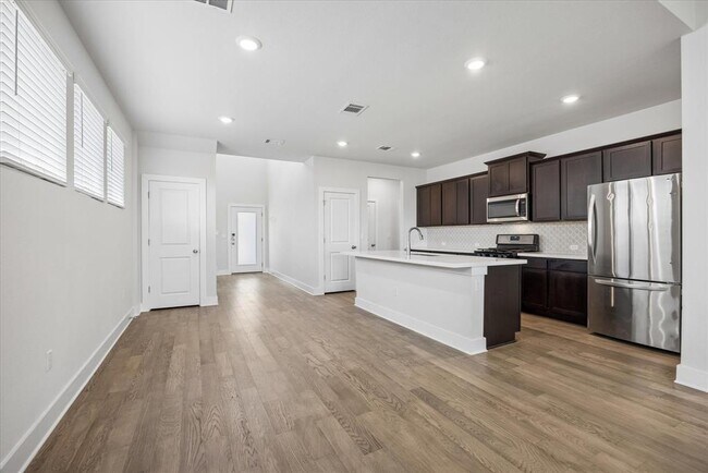 Building Photo - 8503 McKamy Dr