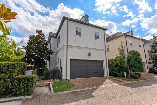 Building Photo - 14 Jetty Point Dr