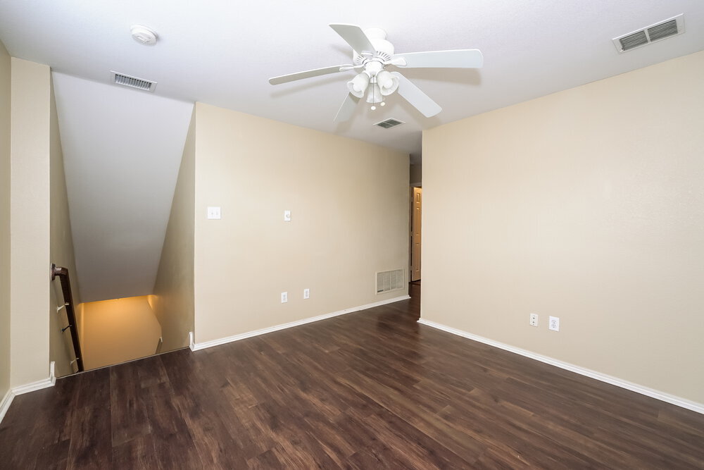 Building Photo - 2808 Lynx Ln