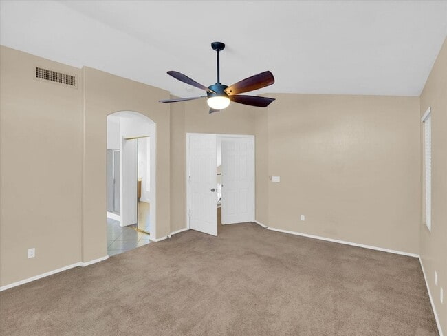 Building Photo - 13620 N 82nd Ln