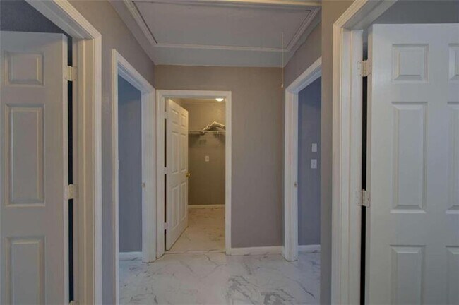 Building Photo - 2781 Snapfinger Manor
