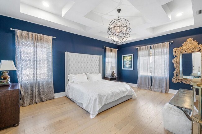 Building Photo - 351 E Boca Raton Rd