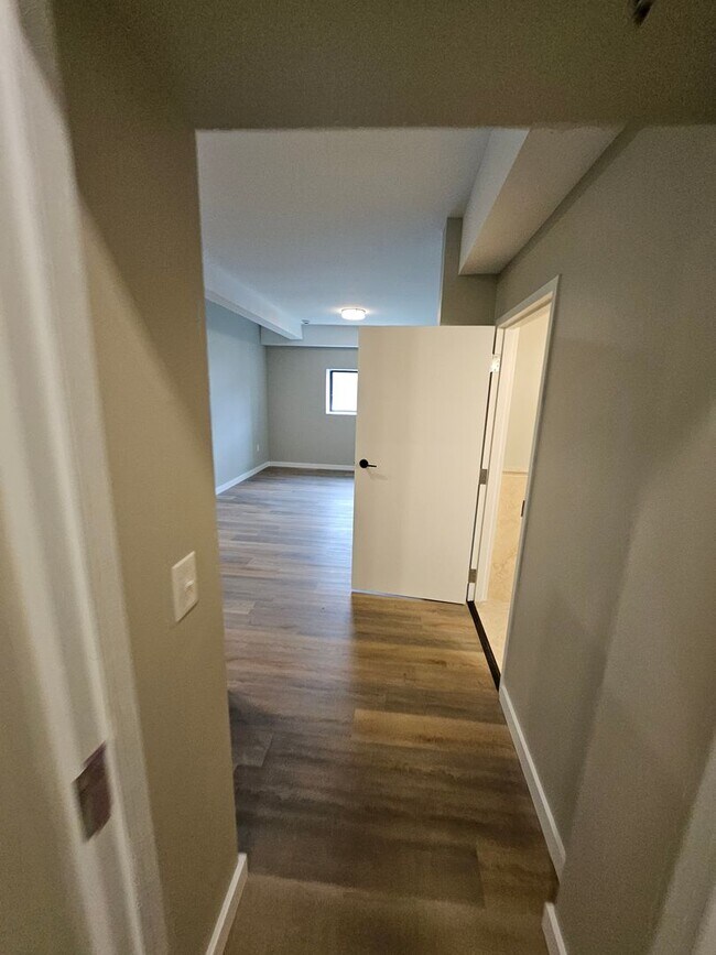 Building Photo - Brand new 1 bed apartment