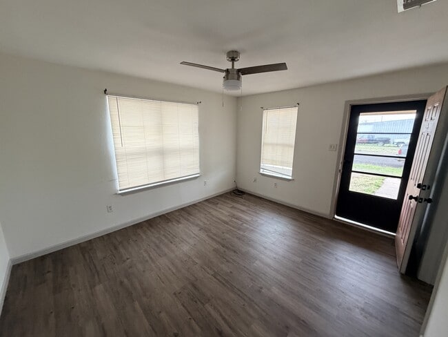 Building Photo - 2804 Abilene St