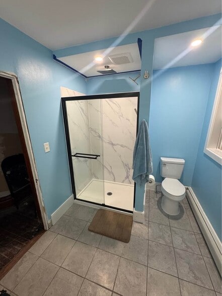 Building Photo - 911 College Ave