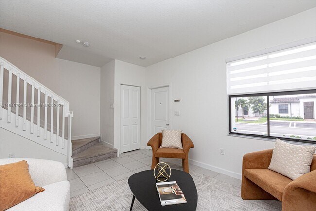 Building Photo - 12949 SW 232nd Ln