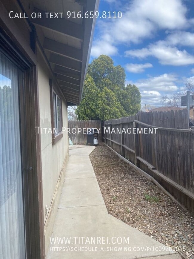 Building Photo - 5178 Karm Way