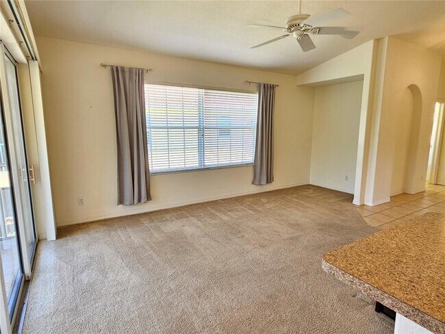 Building Photo - 904 Casa Del Lago Way