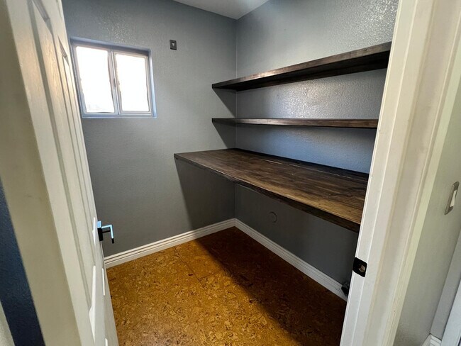 Building Photo - 11175 W Ashley Chantil Dr