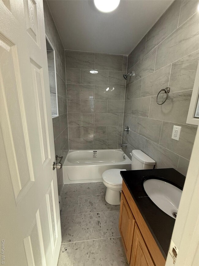 Building Photo - 90-26 138th Pl