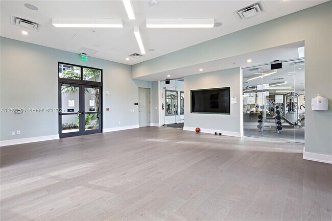 Building Photo - 8001 NW 41st St