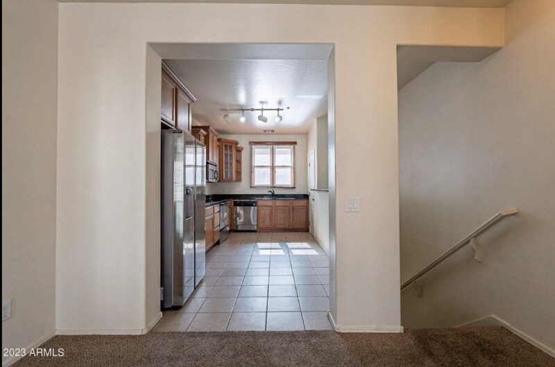 Building Photo - 2622 S Alpine Dr