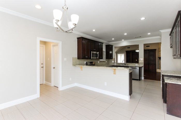 Building Photo - 6618 Coral Ln