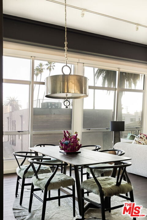 Building Photo - 1513 9th St