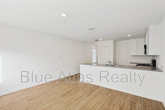 Building Photo - 4216 Haflinger Rd