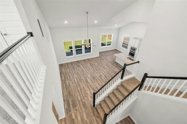 Building Photo - 113 Shadow Oak Cv