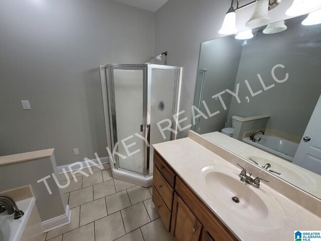 Building Photo - 4158 Hathaway Ln