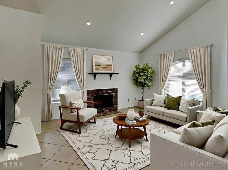 Building Photo - 10037 E Stella Rd