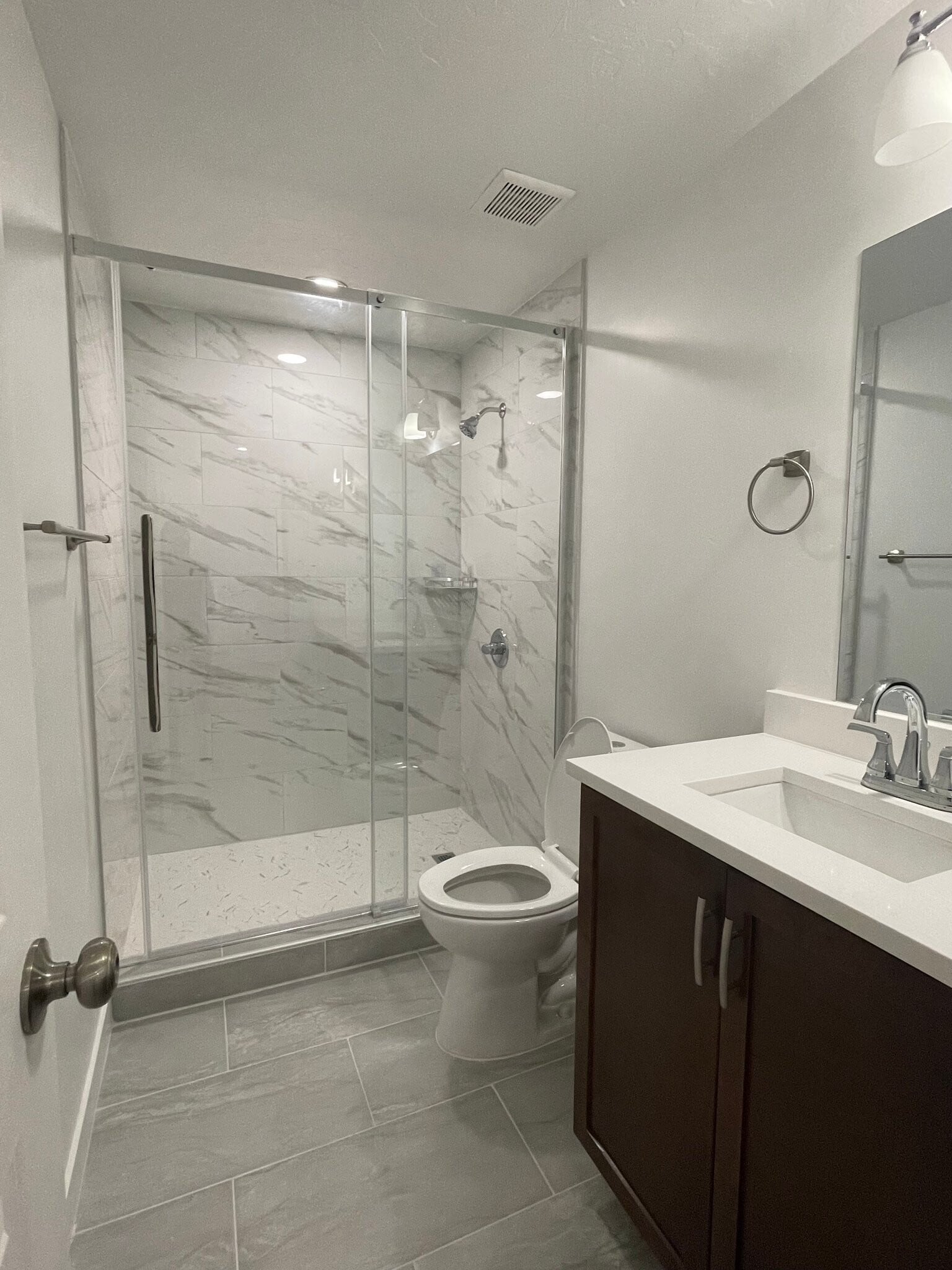 Building Photo - 6373 S Largo Vis Dr