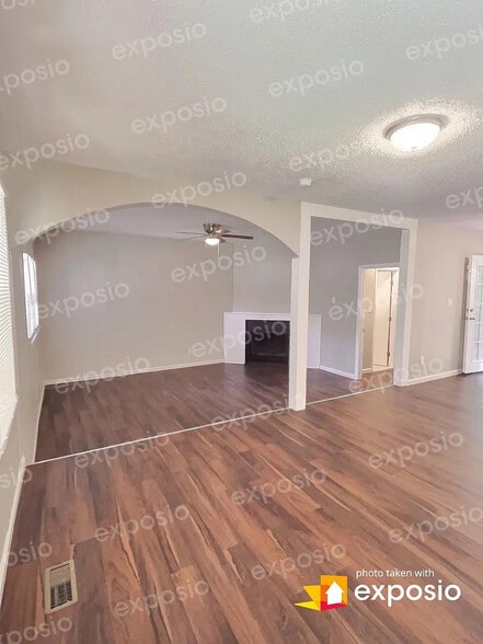 Building Photo - Room in Single Family Home on Jeb Stuart Dr
