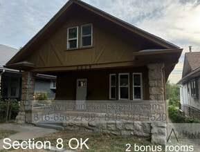 Building Photo - Huge Bonus Room, Vouchers Accepted