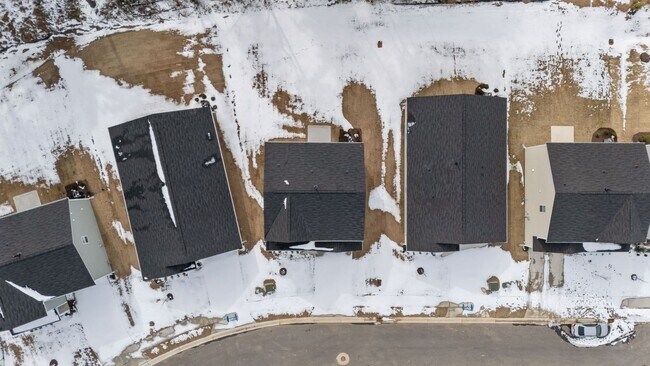 Building Photo - 4 Bedroom/3 Bath Sanford