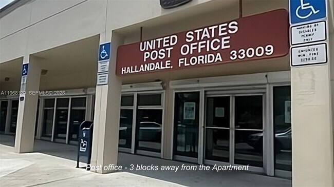 Building Photo - 215 SE 3rd Ave