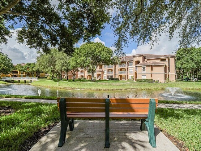 Building Photo - 5095 Fairways Cir