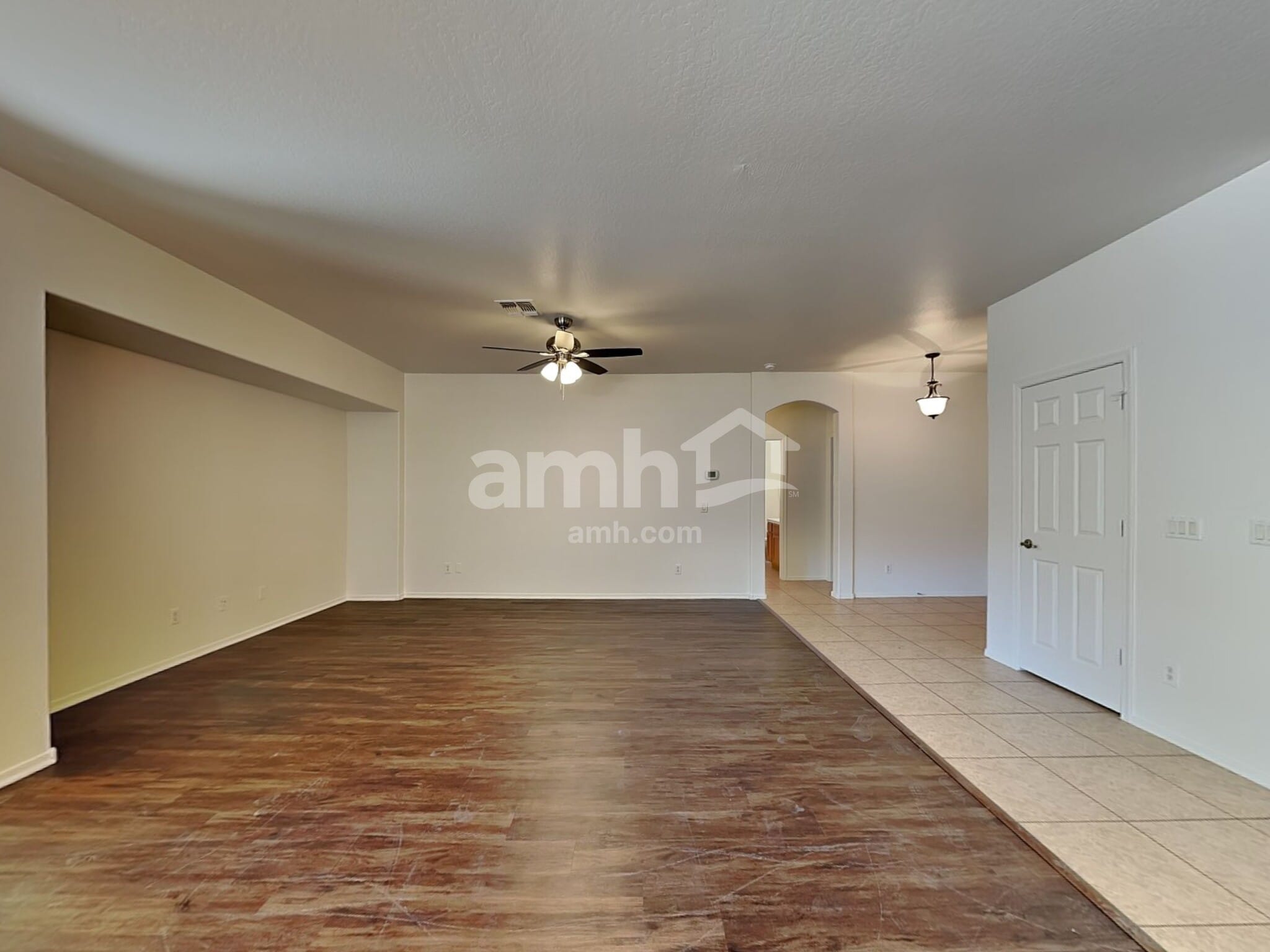 Building Photo - 10121 W Luxton Ln