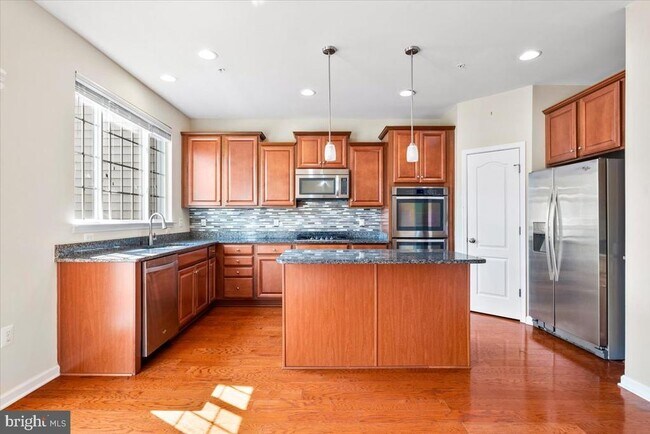 Building Photo - 6395 Walcott Ln