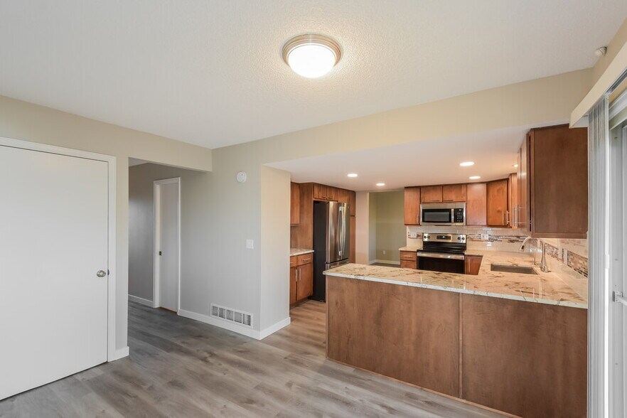 Building Photo - 4792 S Gar Way